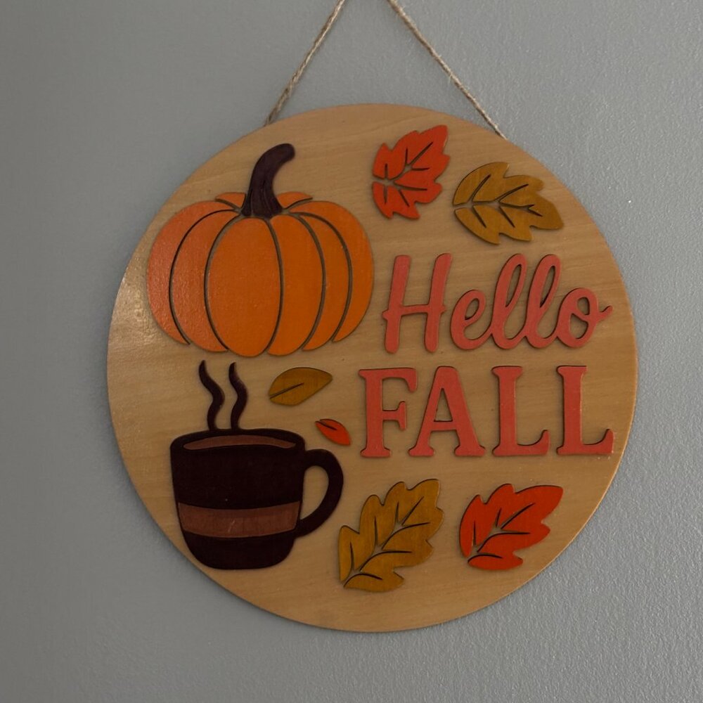 🍂 “Hello Fall” Sign – 11.5” Round